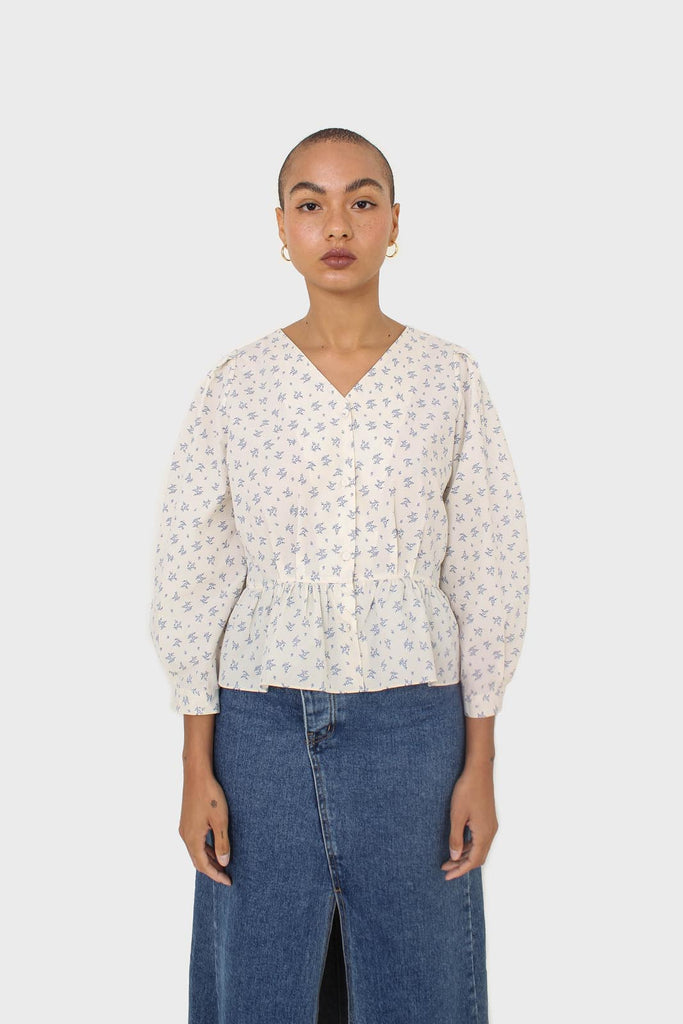 Ivory and blue floral print cotton blouse_6