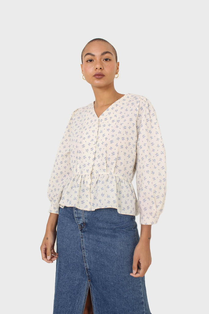 Ivory and blue floral print cotton blouse_7