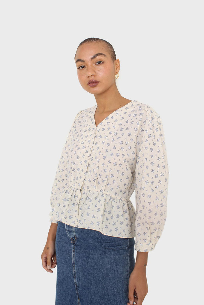 Ivory and blue floral print cotton blouse_4