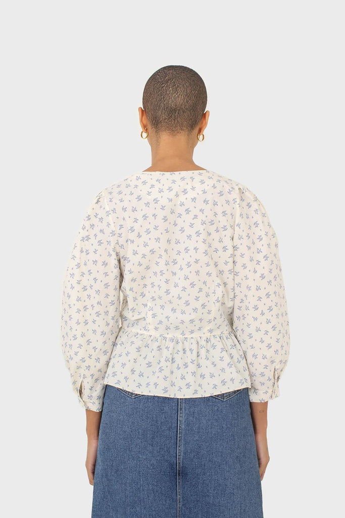 Ivory and blue floral print cotton blouse_3