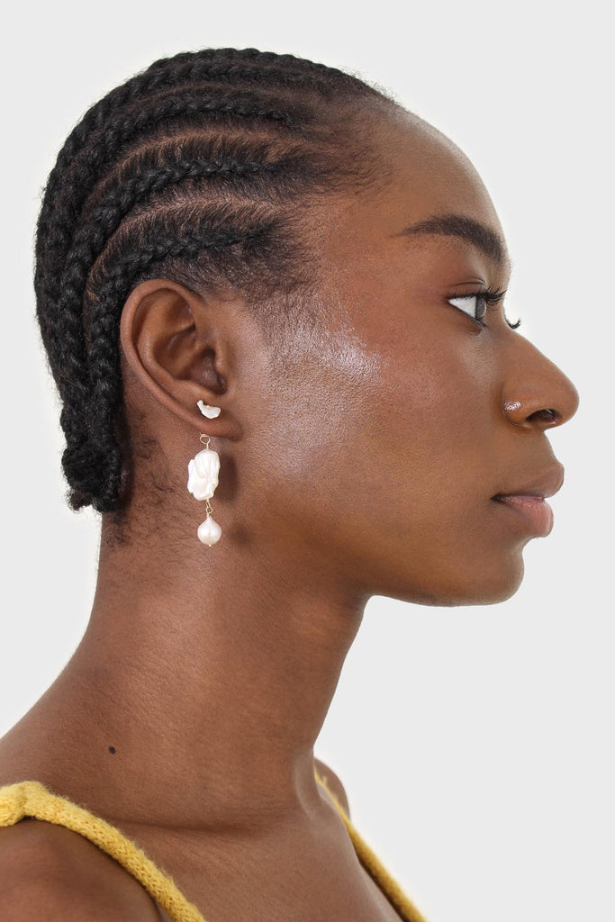 Irregular drop genuine pearls earrings_3