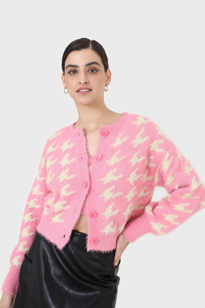 Pink and cream houndstooth fuzzy cardigan_13