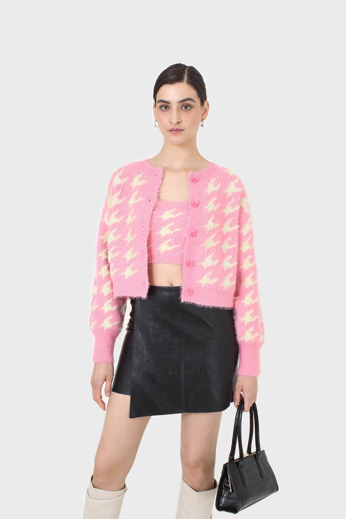Pink and cream houndstooth fuzzy cardigan_7