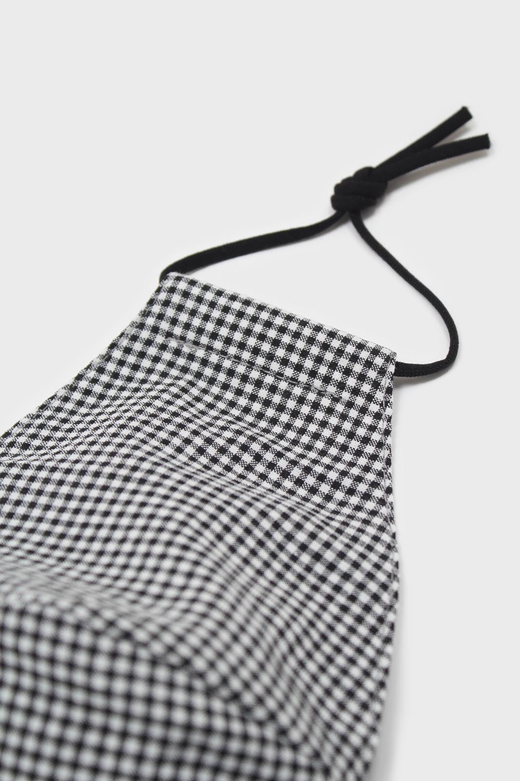 Black and ivory gingham face mask_1