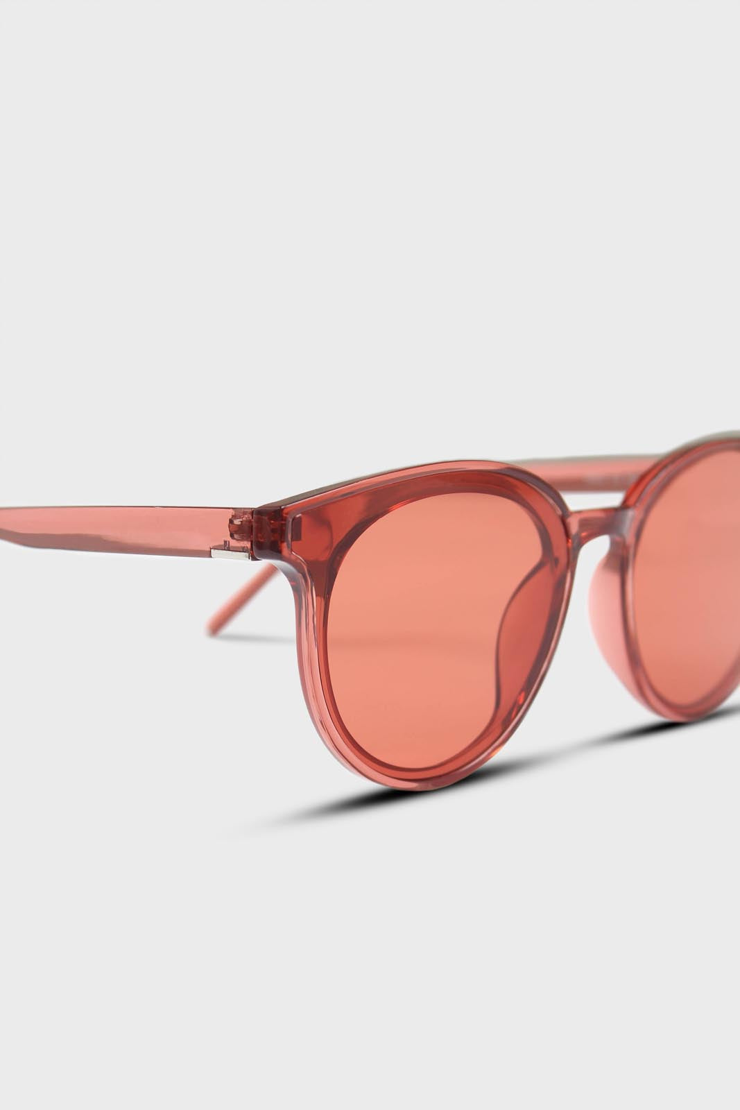 Red colourblock sunglasses_4