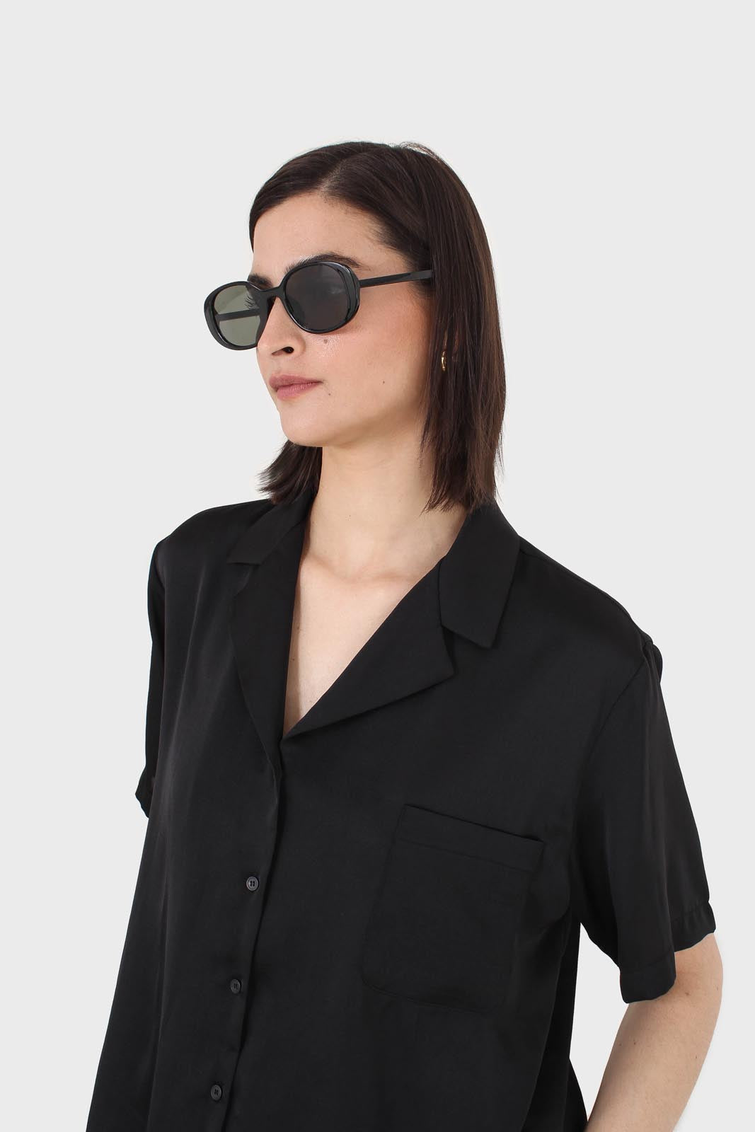 Black satin short sleeve shirt_2