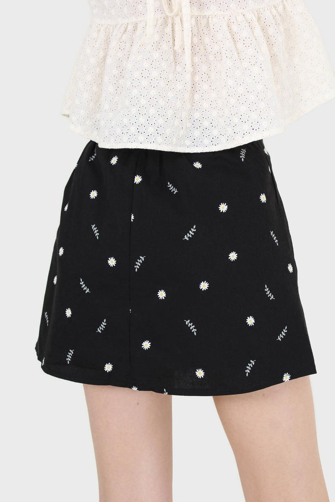 Black daisy print asymmetric tie skirt_3