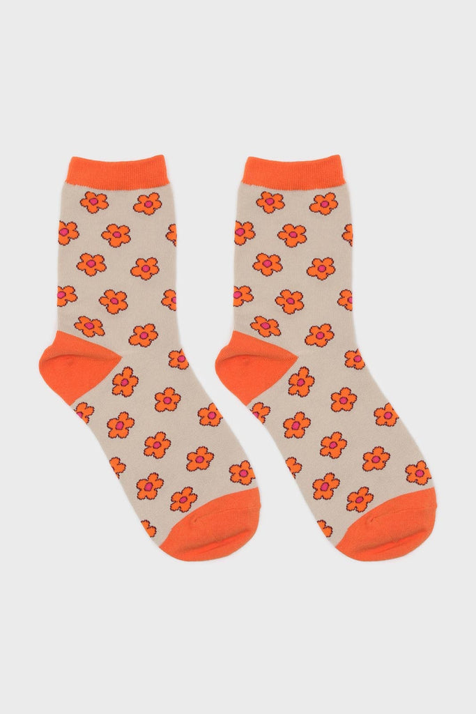 Beige and orange daisy print socks_3