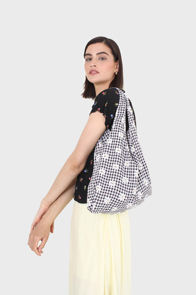Black and ivory gingham and floral print tote bag_3