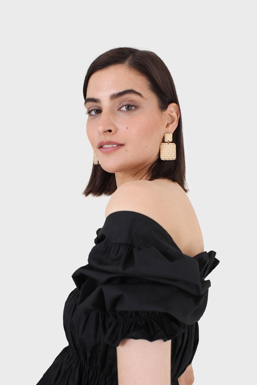 Black ruched puff sleeve cropped top_8