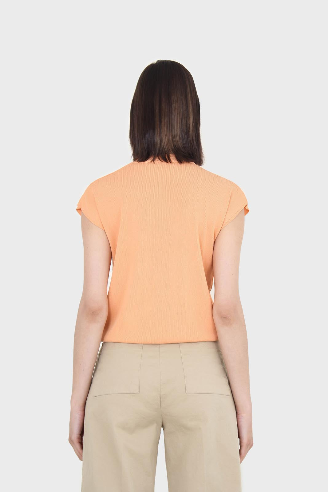 Bright orange sleeveless crewneck knitted tee_6