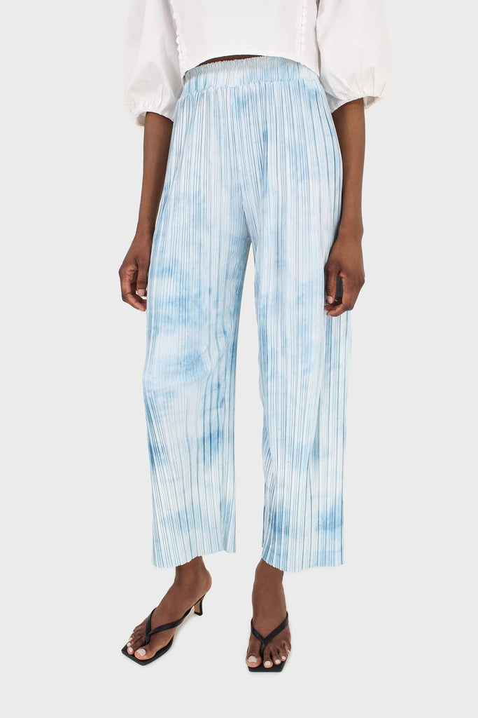 Blue and ivory ribbed tie dye trousers_1