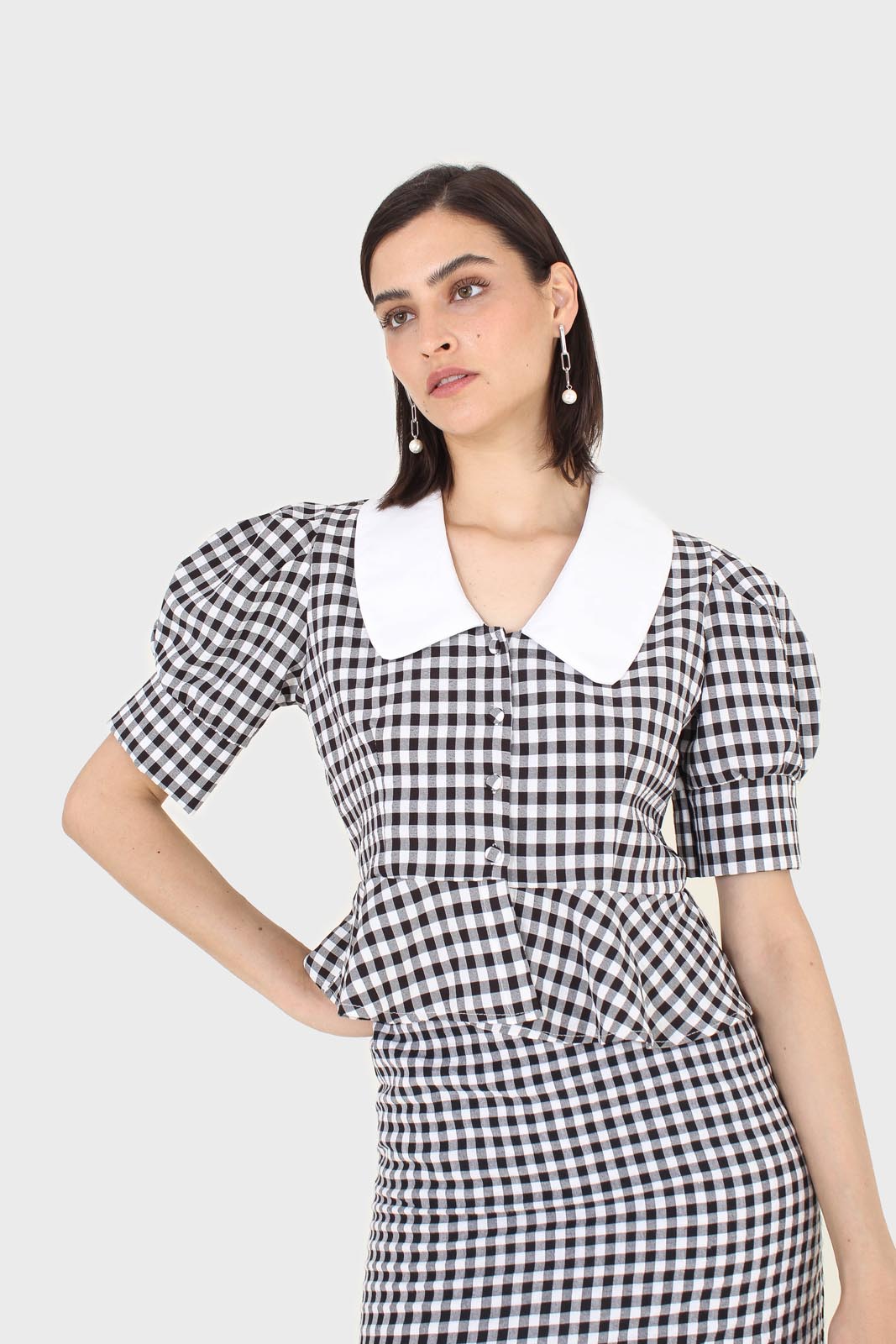 Black and white gingham large collar peplum top_7