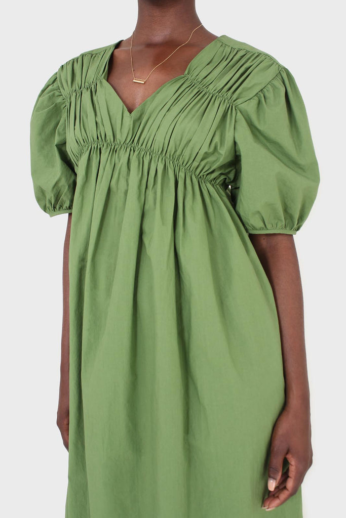 Green ruched seam V neck dress_4