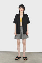 Black gingham checked loose fit shorts_4