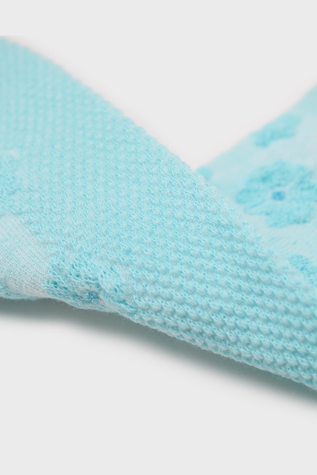 Blue floral tuft ankle socks_2