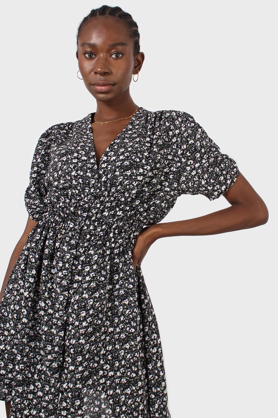 Black floral ruched waist mini dress_9