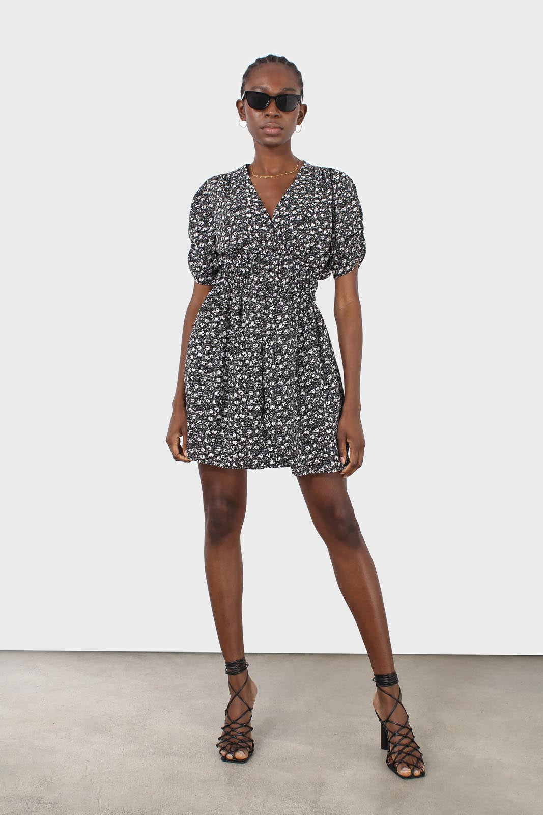 Black floral ruched waist mini dress_1