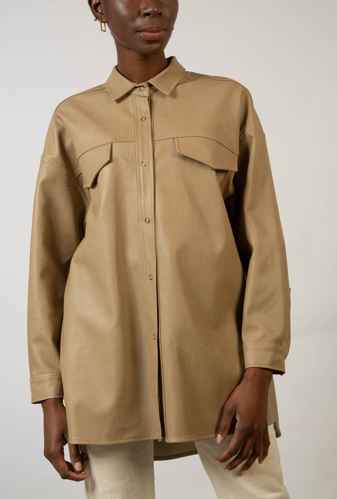 Beige vegan leather belted shirt jacket_7