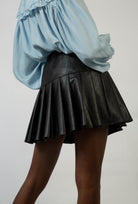 Black vegan leather pleat hem skirt_3