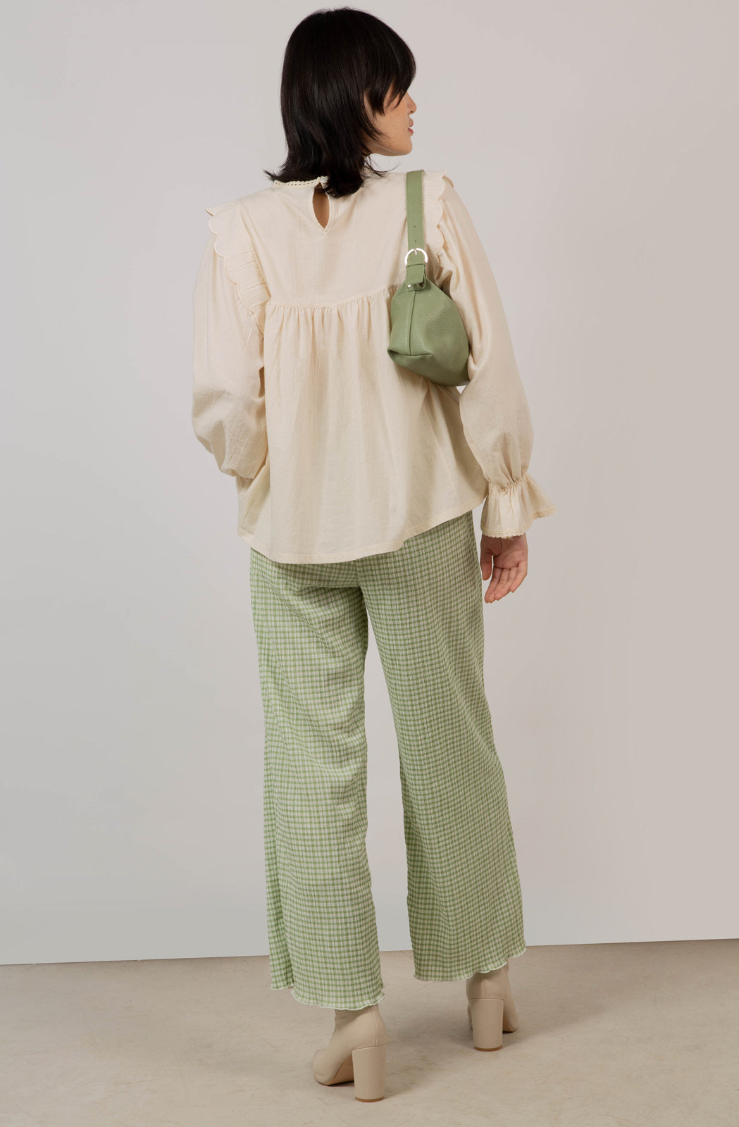 Beige ruffle trim seamed yoke blouse_9