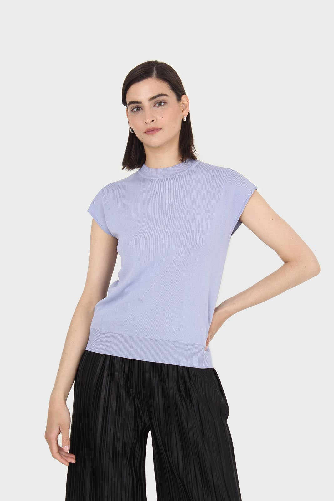 Lilac sleeveless crewneck knitted tee_1