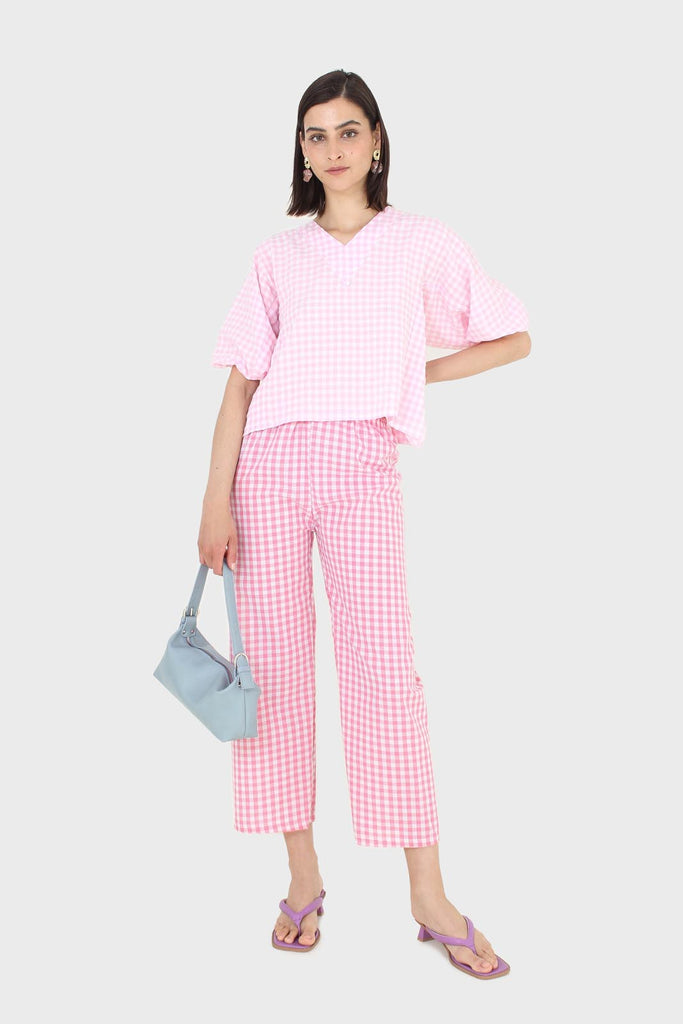 Pink and white gingham loose fit trousers_8