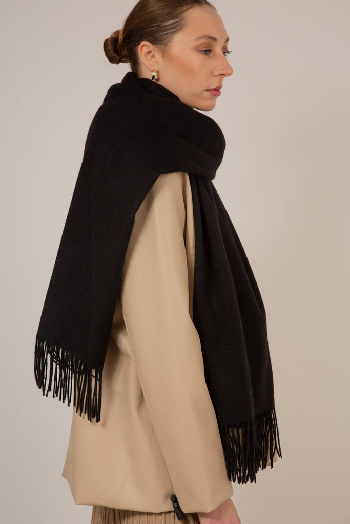 Black pure wool scarf_4
