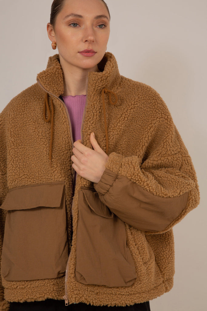 Camel teddy patch pocket  jacket_1
