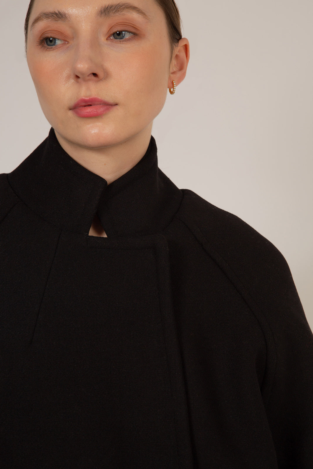 Black wool blend cocoon tailored coat_7