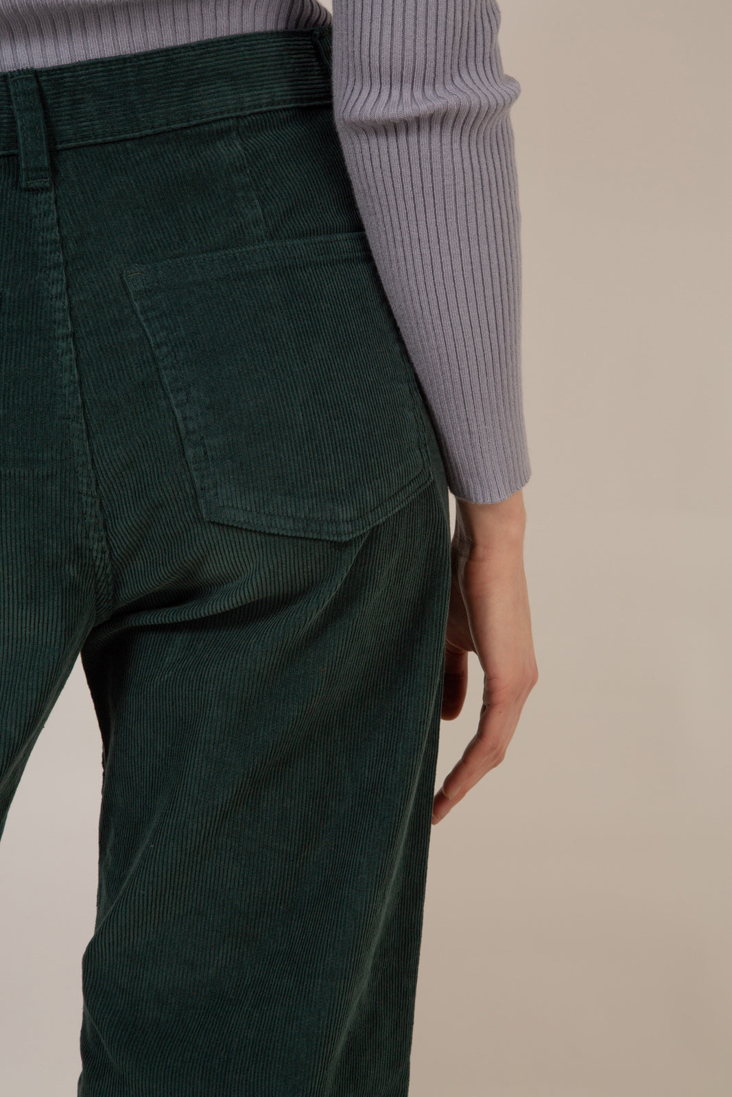 Green corduroy button waist trousers_8
