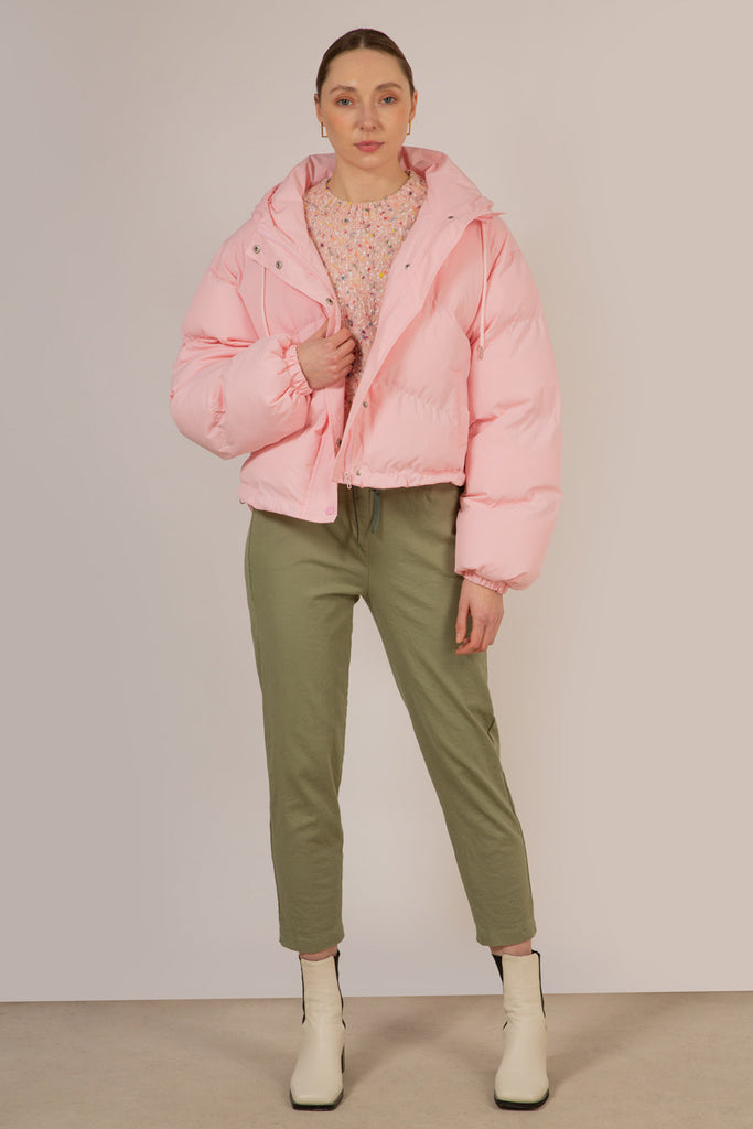 Baby pink hooded puffer jacket_5