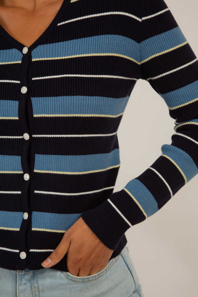 Black and blue striped knit top_9