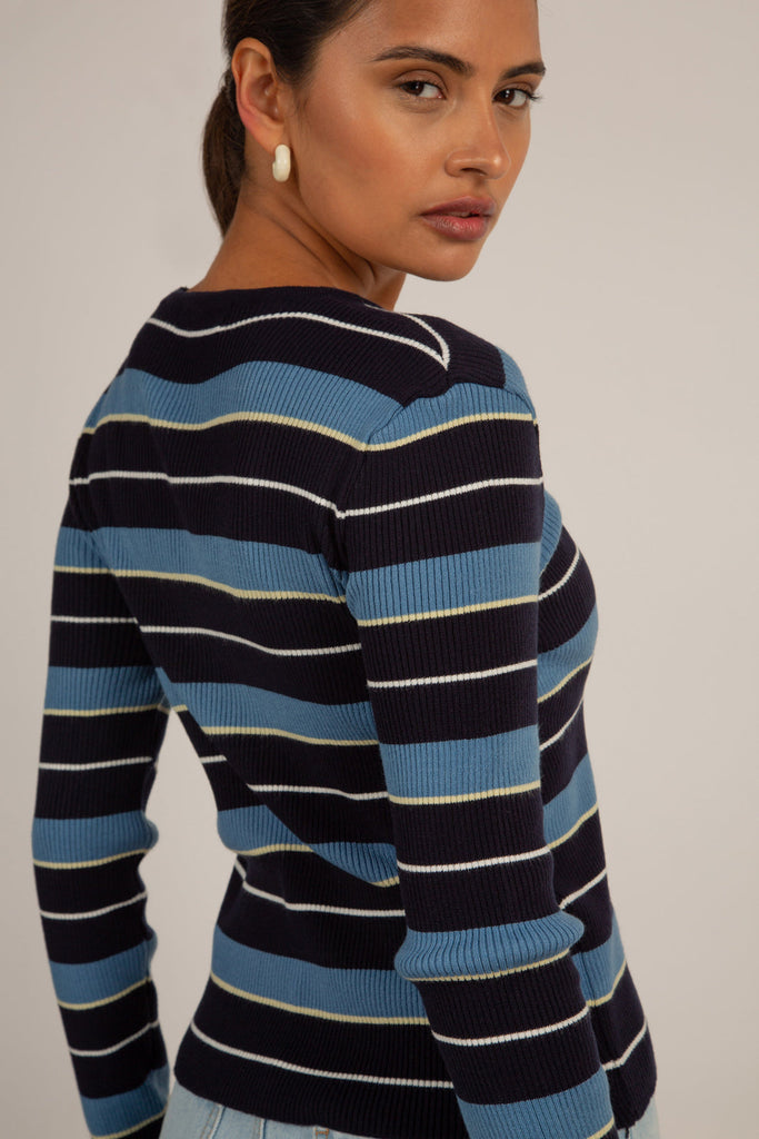 Black and blue striped knit top_6