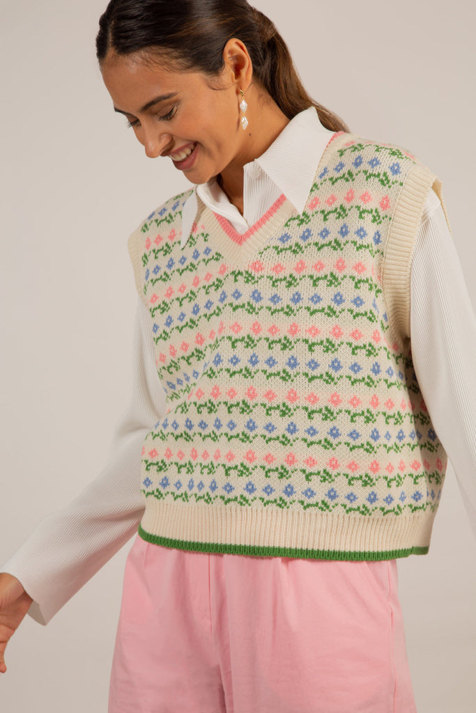 Pink and green tiny intarsia flower sweater vest_3