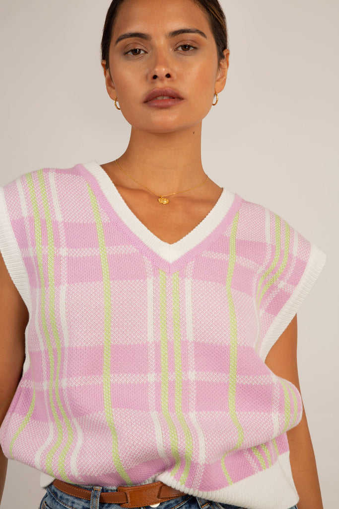 Pink and green checked vest_11