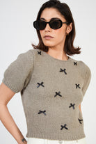 Beige and black tiny ribbon knit tee_1