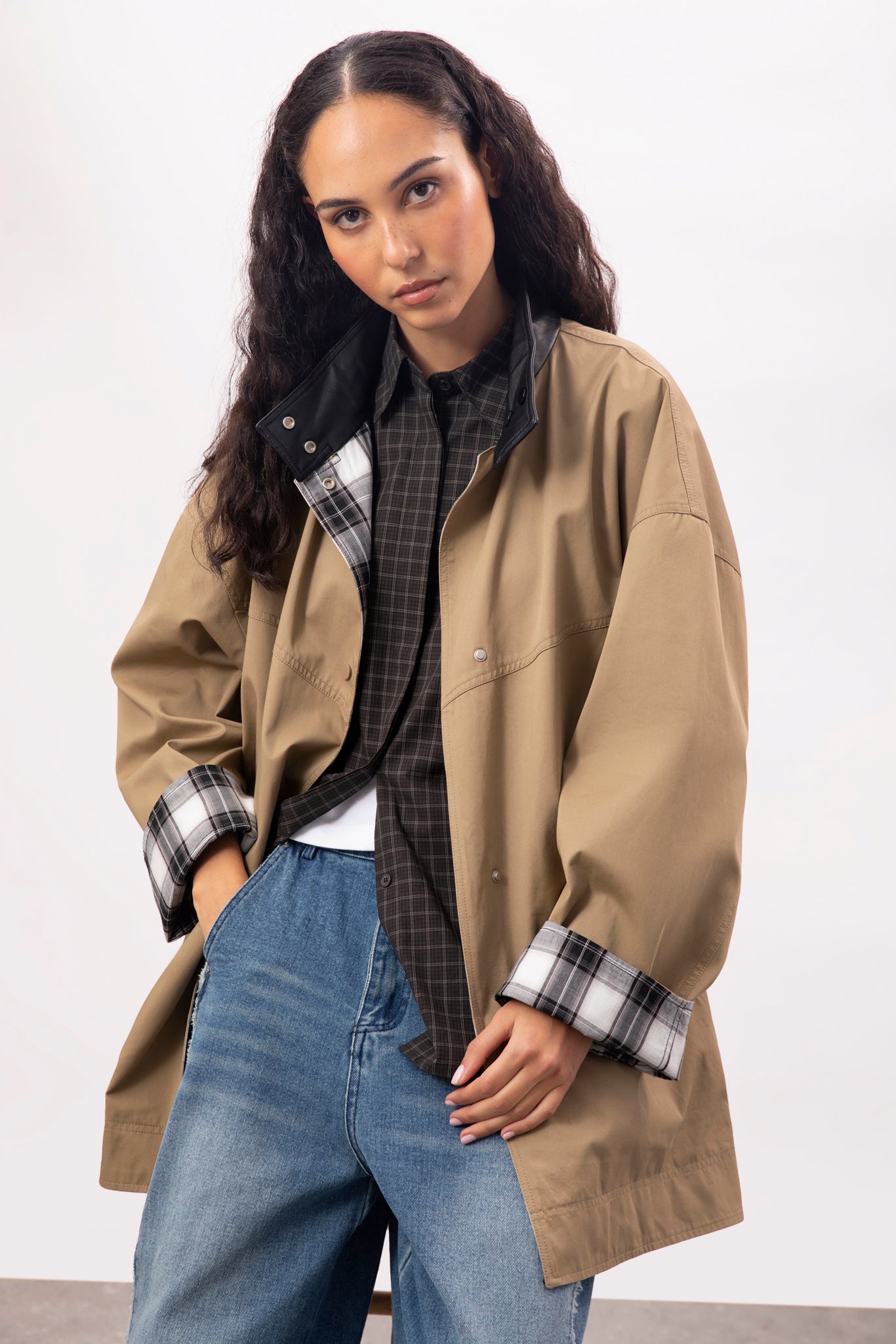 Beige and plaid reversible contrast collar jacket | Glassworks London