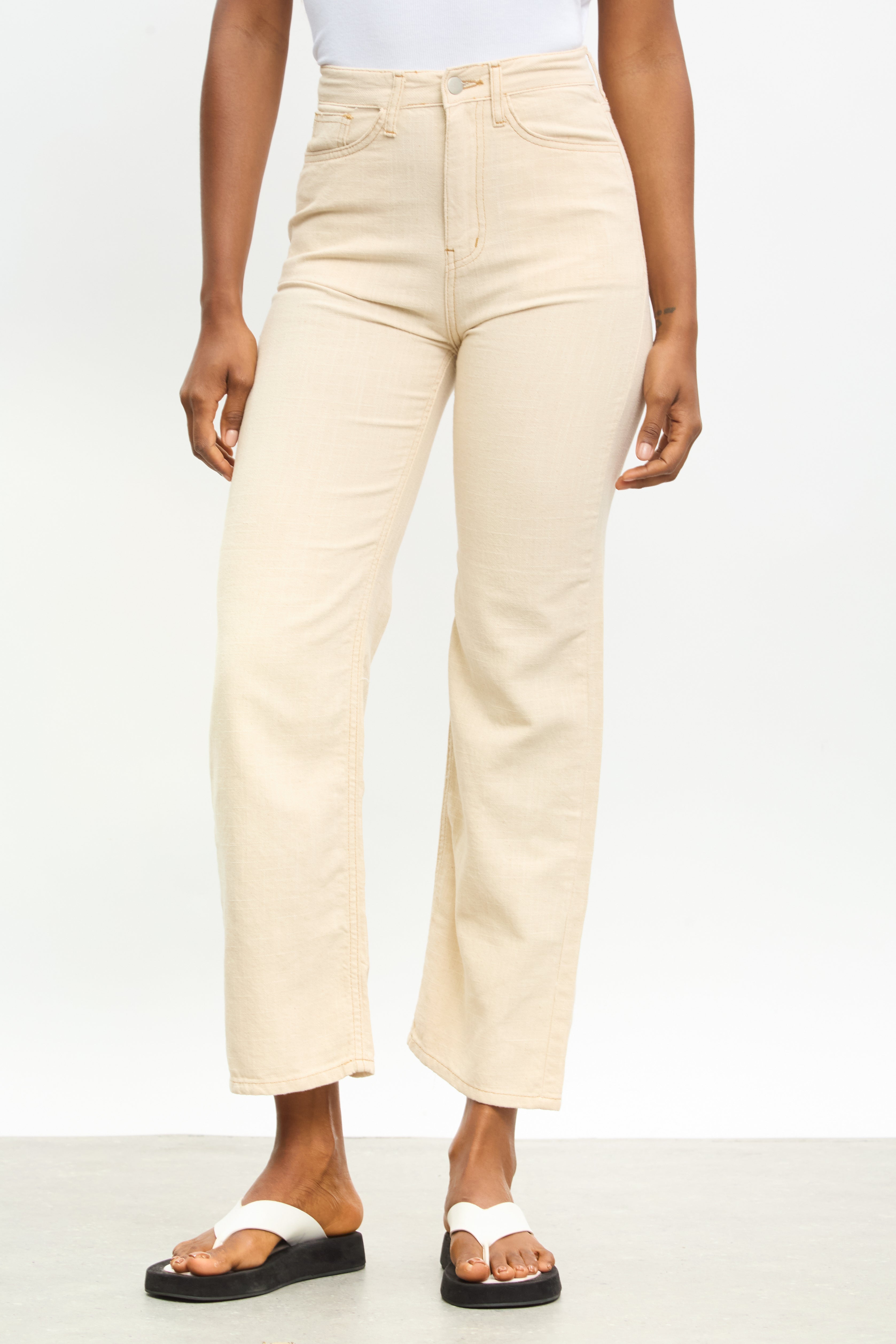 Beige contrast stitch thin wide leg jeans_1