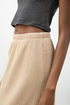 Beige textured midi skirt_3