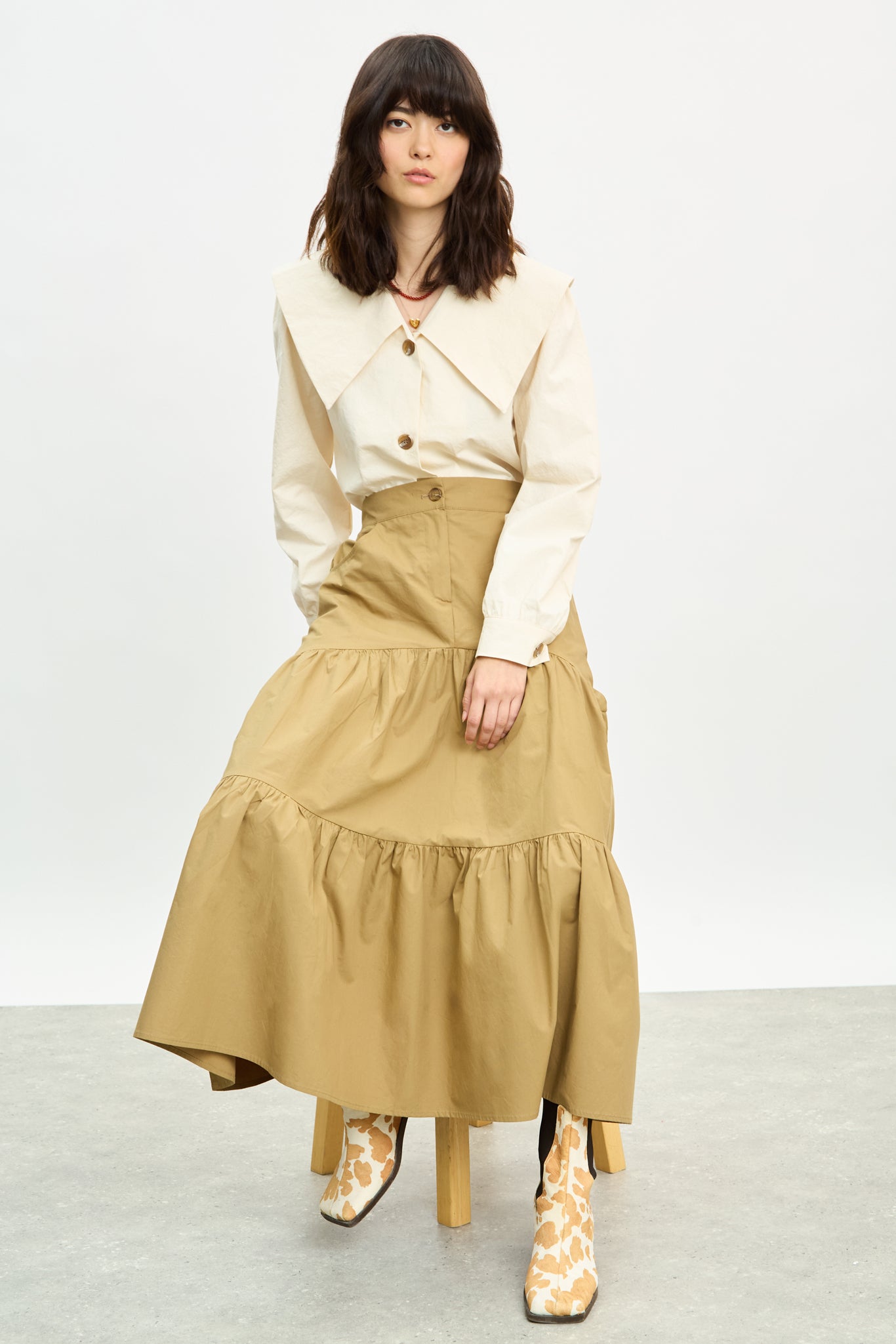 クライシエ Tulip sheer layered skirt White