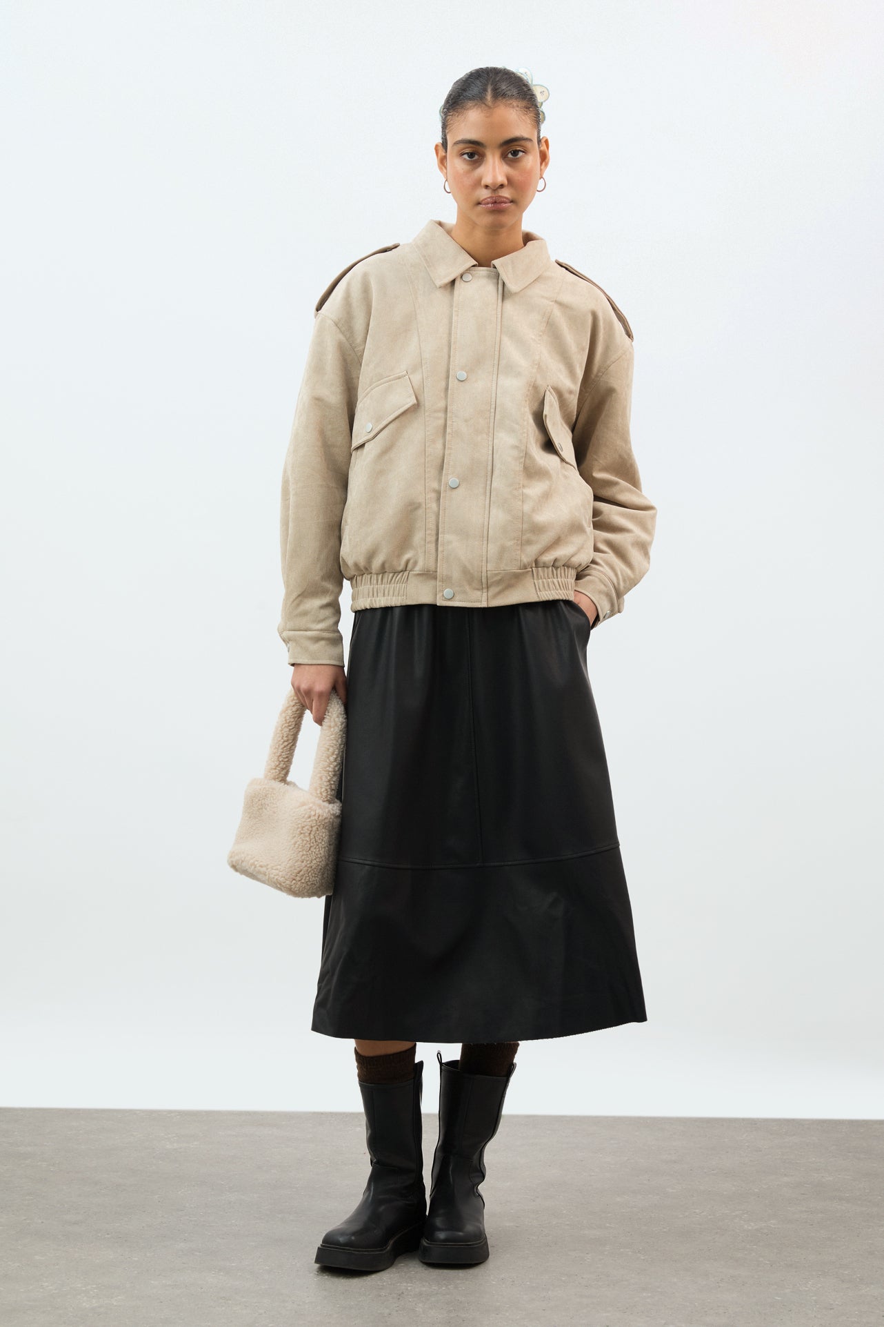 Beige vegan suede collared bomber jacket_3