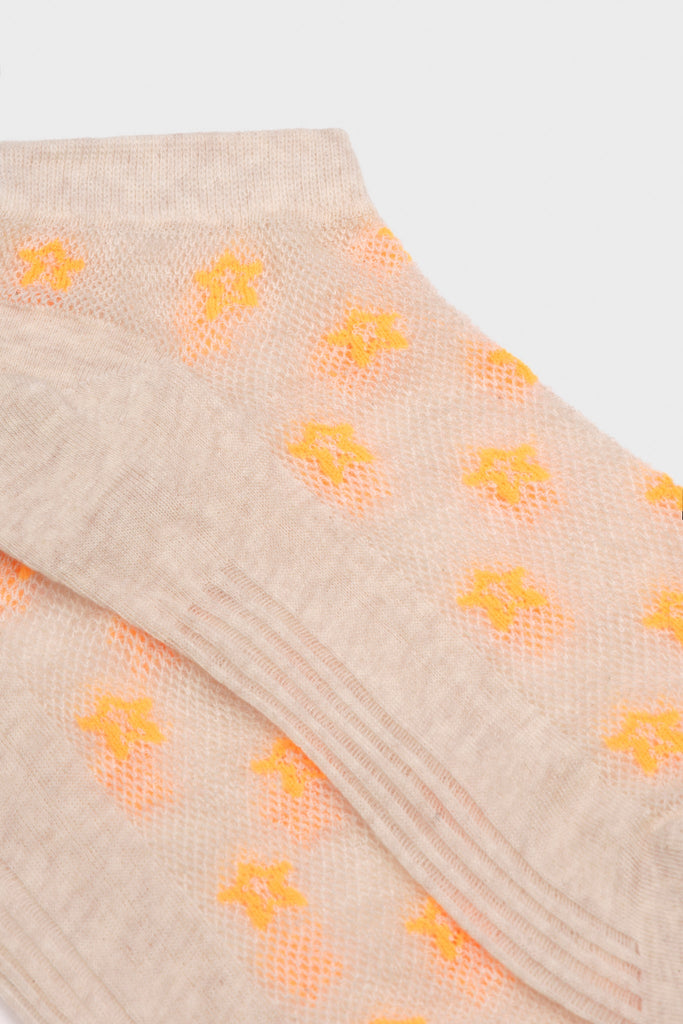 Beige and orange star ankle socks_4
