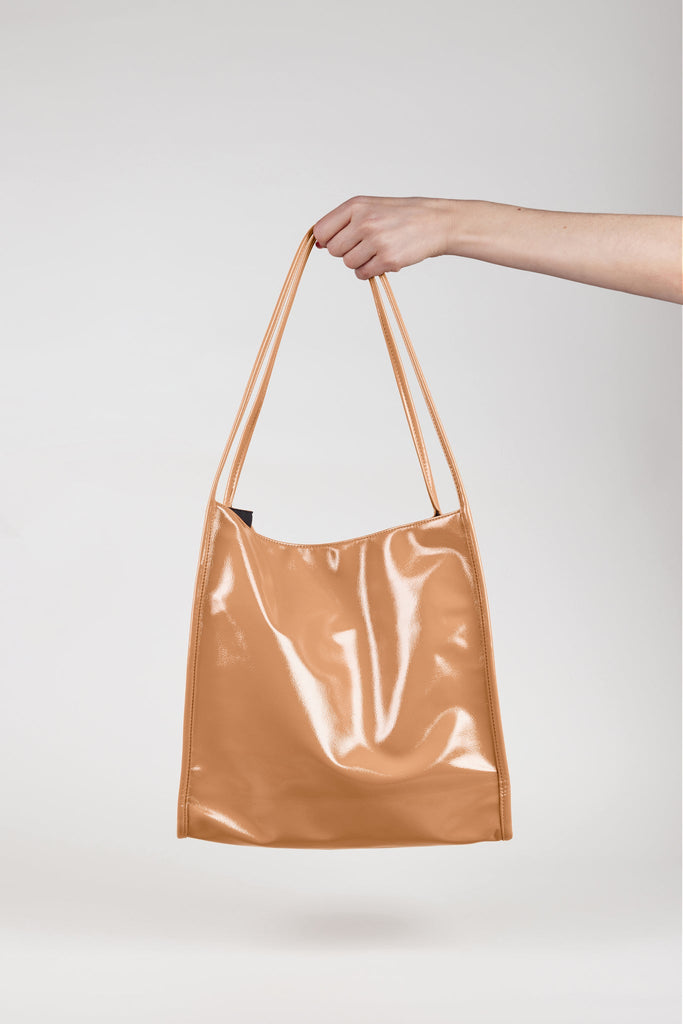 Camel high shine PVC tote bag_4