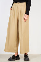 Beige pleated trousers_2