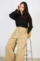 Beige pleated trousers_6