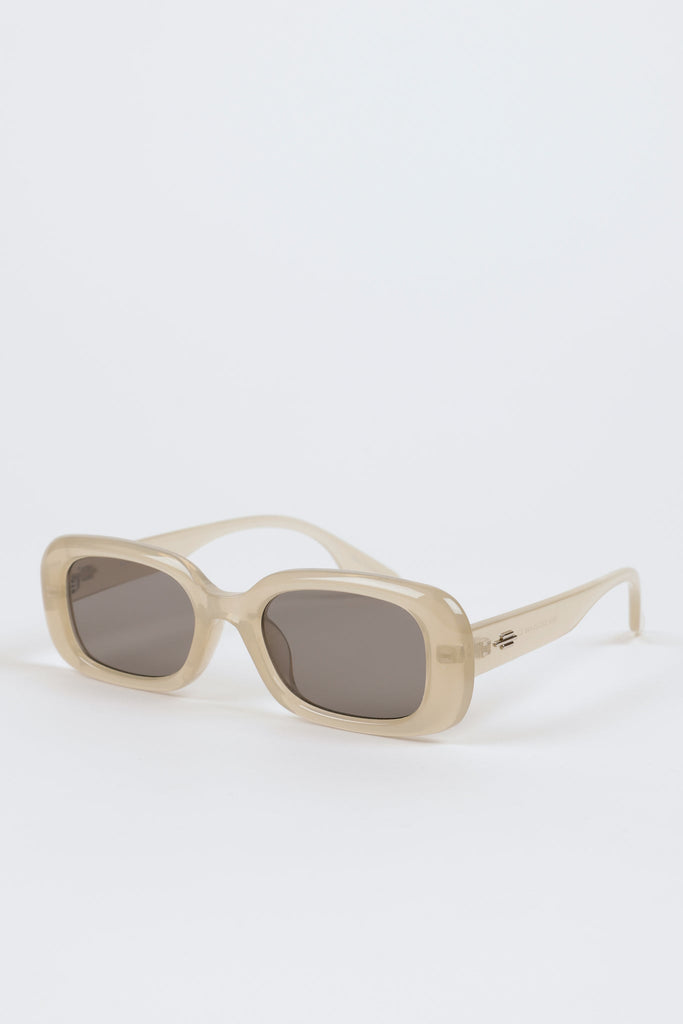 Beige thick rectangular sunglasses_2