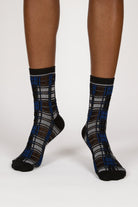 Black and blue plaid socks_4