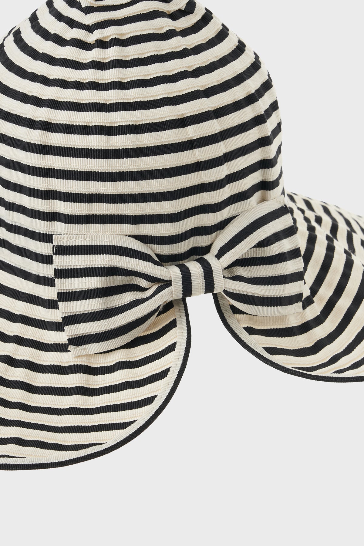 Black and ivory striped wide brim sun hat_3