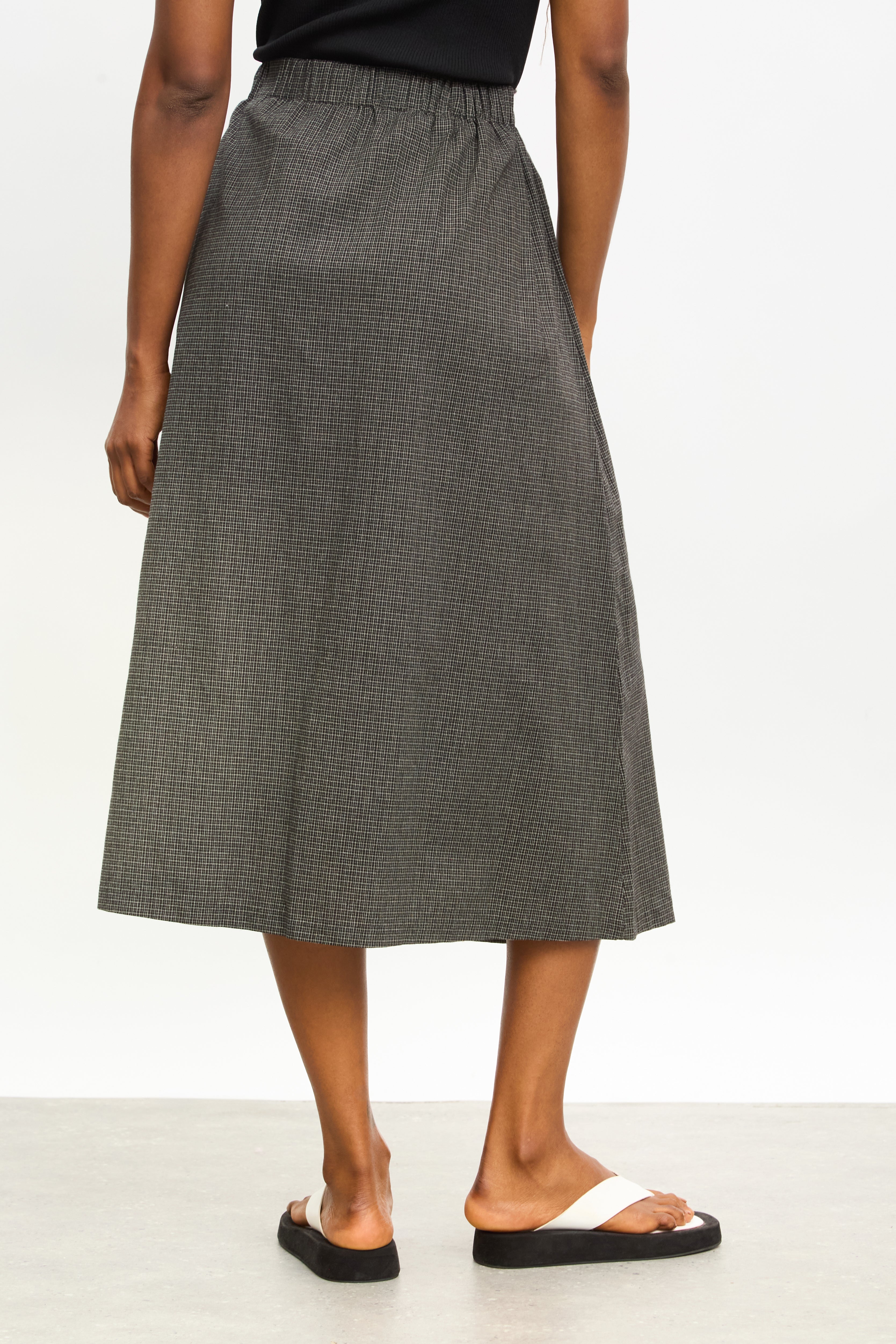 Black and white check drop waist midi skirt_2